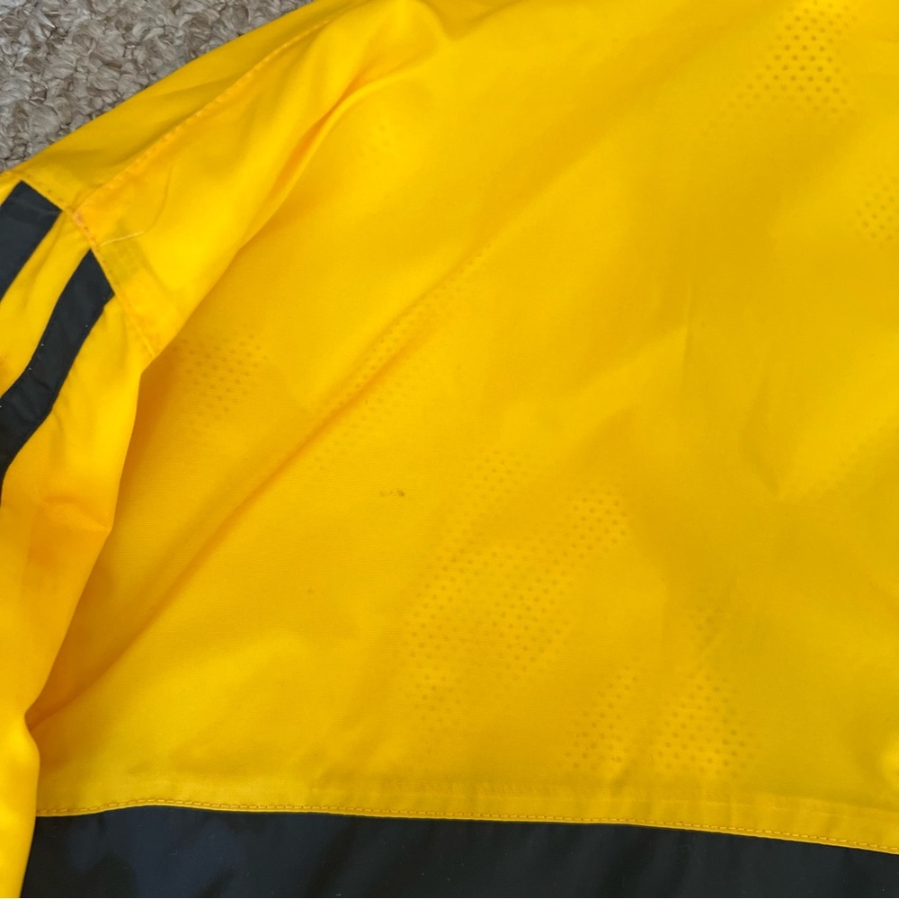 UNIF Yellow Hooded Jacket - Picture 5 of 5